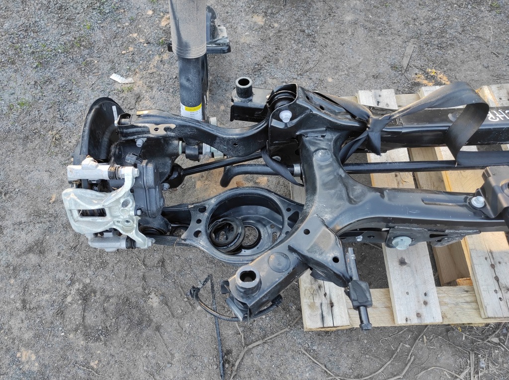 фото №7, Балка задняя подвеска toyota chr