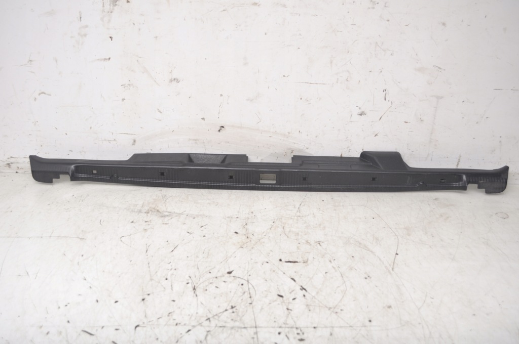 Купити Mercedes r129 захист край багажника 1296980089