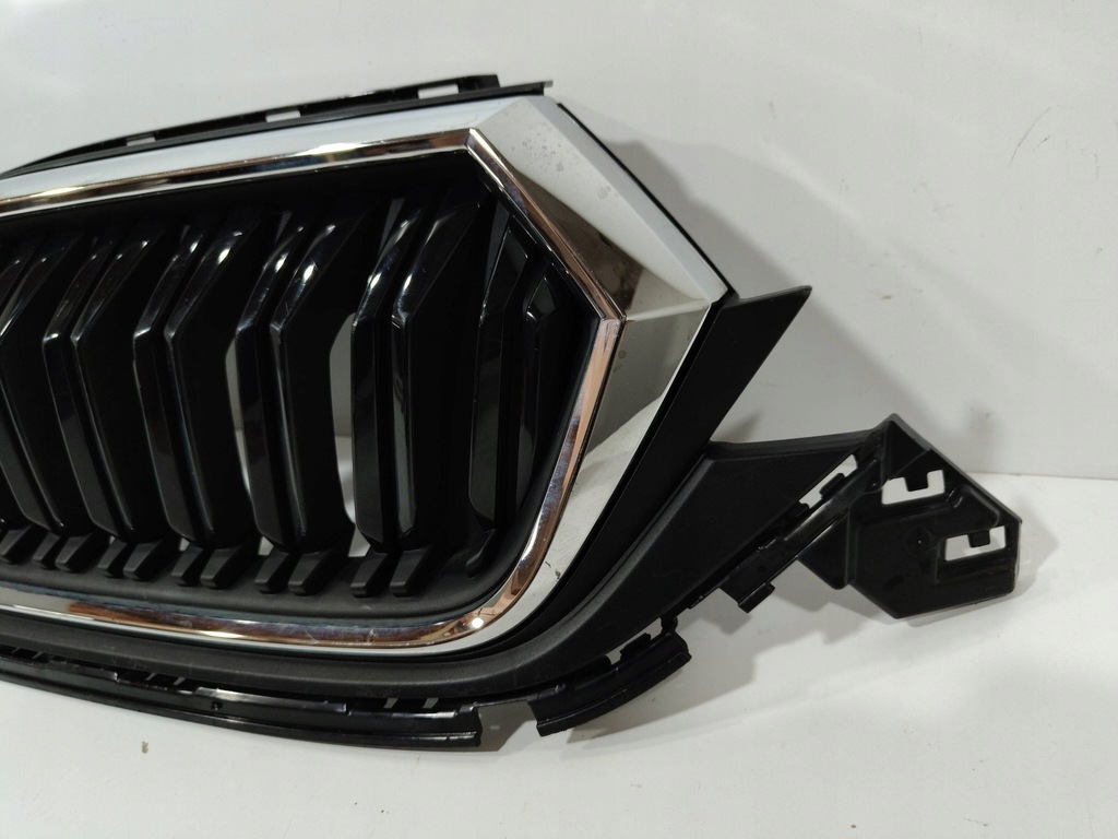 фото №11, Skoda octavia iv решётка радиатора решётка радиатора бампера 5e3853653c + рамка хромированная