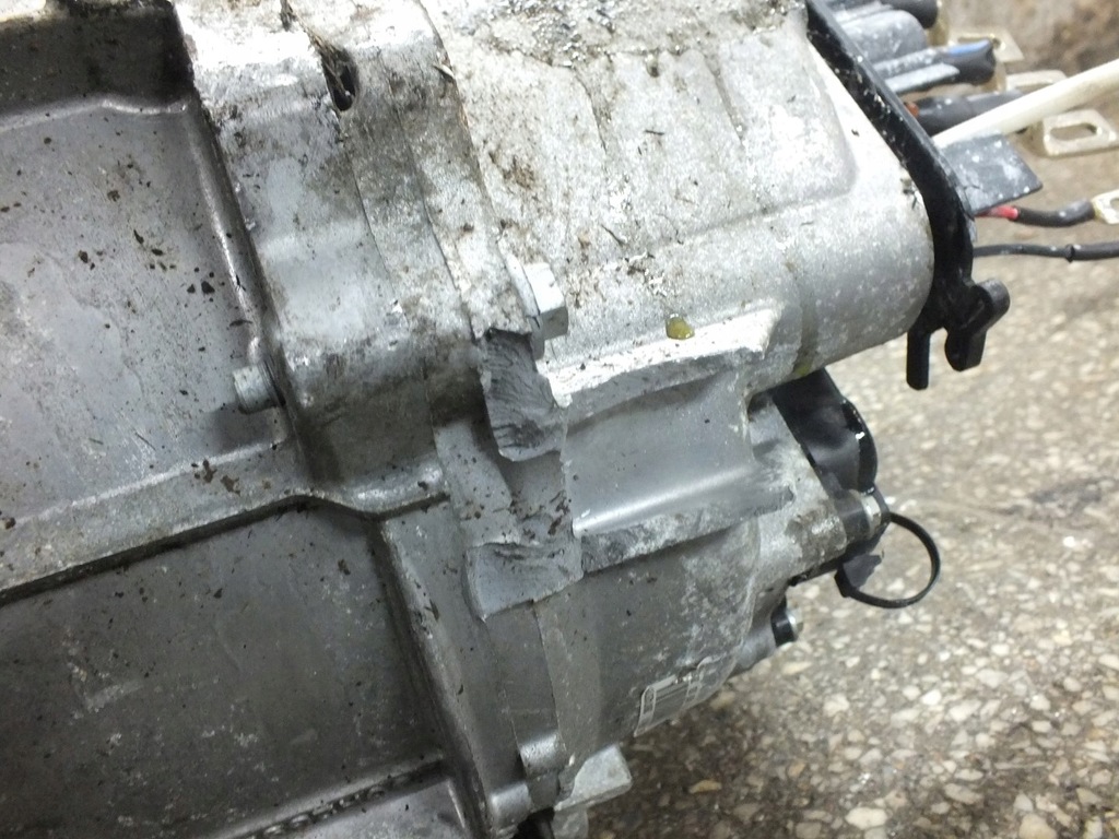 фото №8, Двигатель электрический 290107407r renault zoe 290k27096r