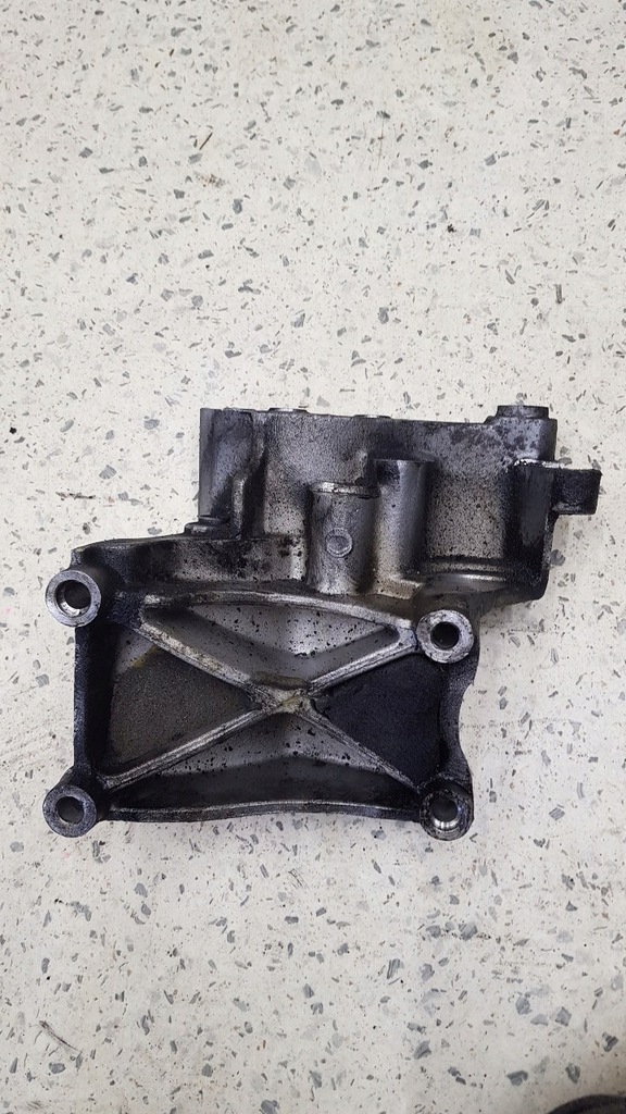 фото №2, Кронштейн основание генератора hyundai matrix 1.5 crdi