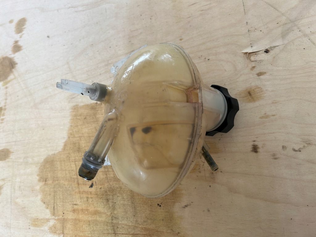 фото №3, Бачок расширительный jeep renegade usa 2015 4x4