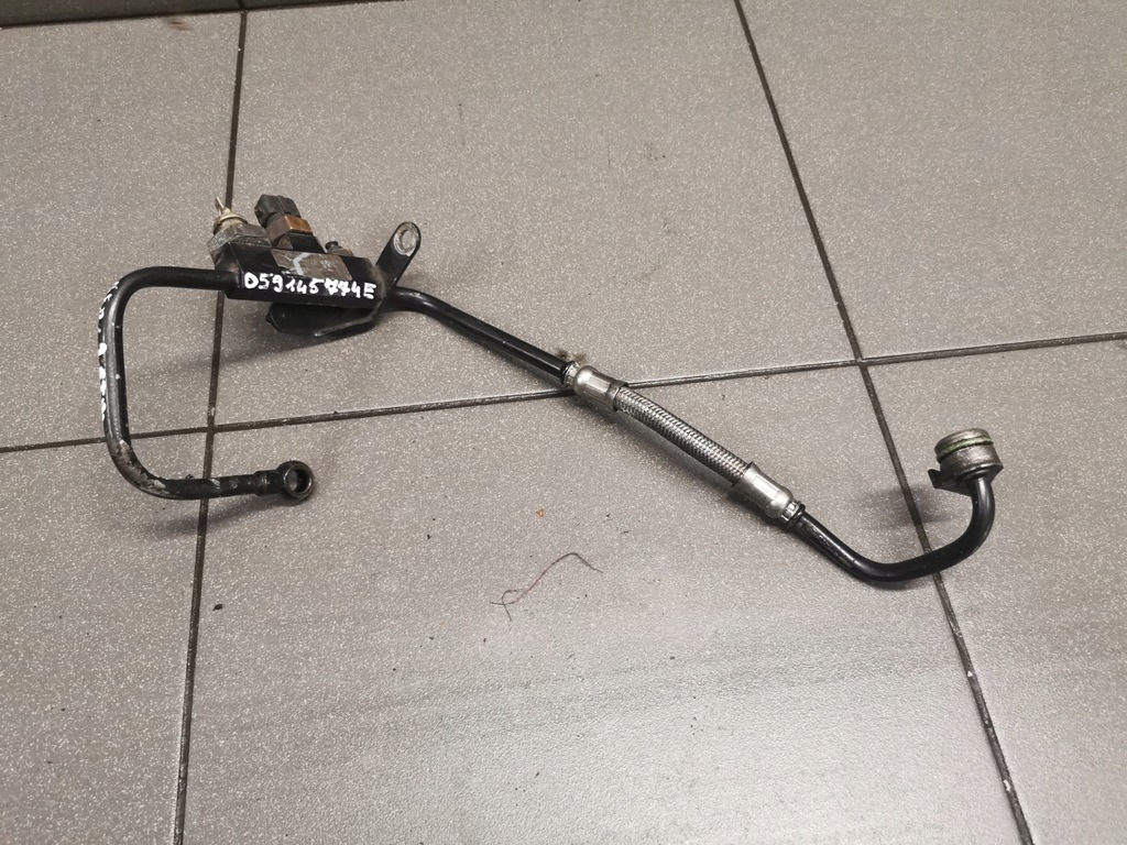 фото №1, Шланг масляний audi a8 d2 2.5 tdi 059145771e