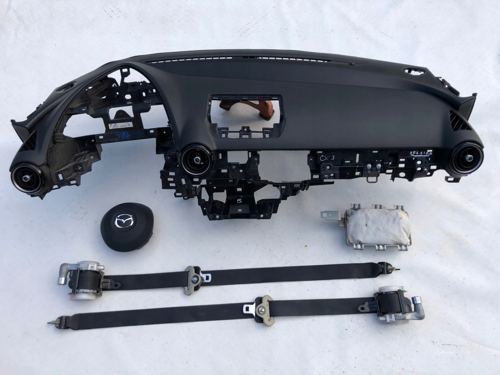 фото №1, Mazda cx3 панель приладів панель приладів консоль подушки безпеки ремені