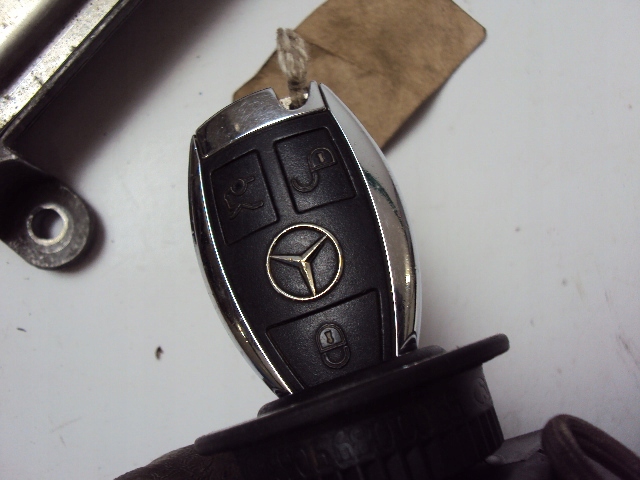 фото №5, Замок запалювання ключ бортовий комп'ютер mercedes w212 fl 2.2 cdi