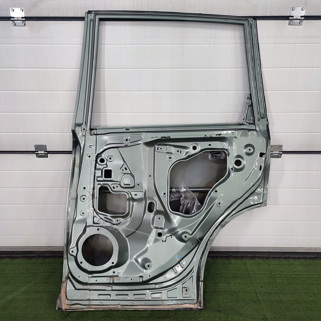 фото №10, Дверь правый задняя subaru forester iv