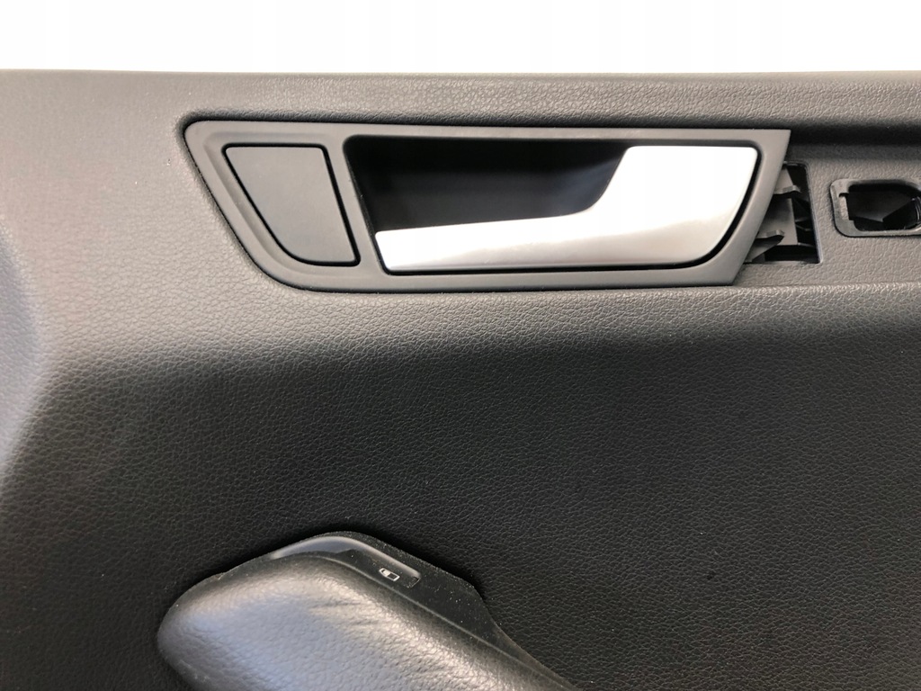 фото №4, Обшивка дверь правый перед audi q5