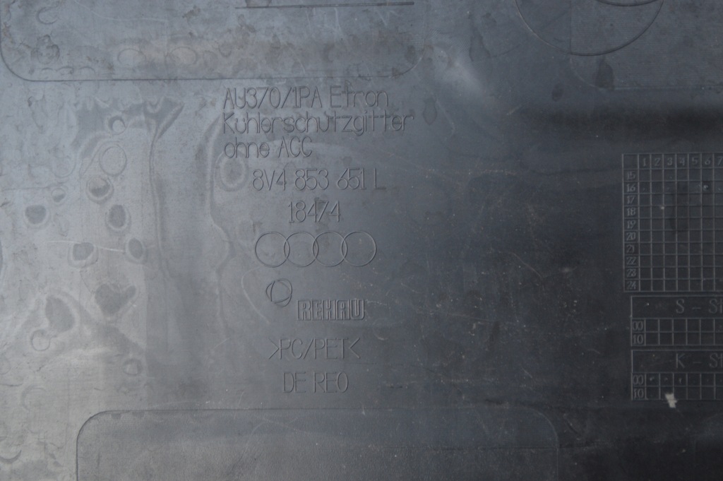 фото №9, Решітка радіатора радіатора 8v4853651l audi a3 e-tron решітка радіатора решітка радіатора хром