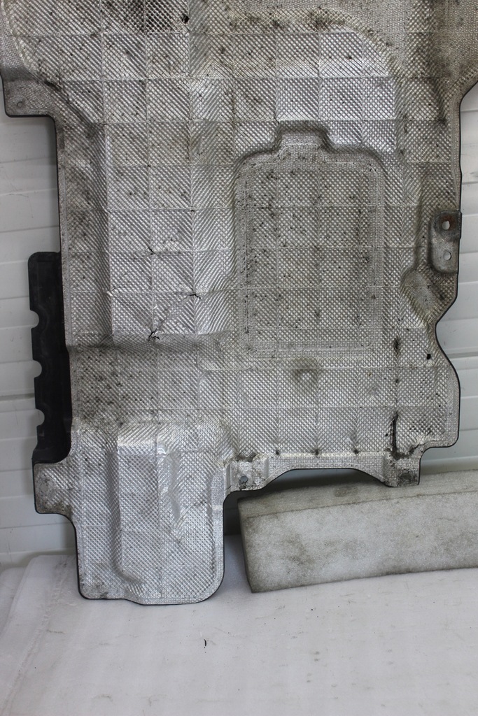 фото №16, Mercedes e klasa w212 защита pod коробка передач передач a2125204823