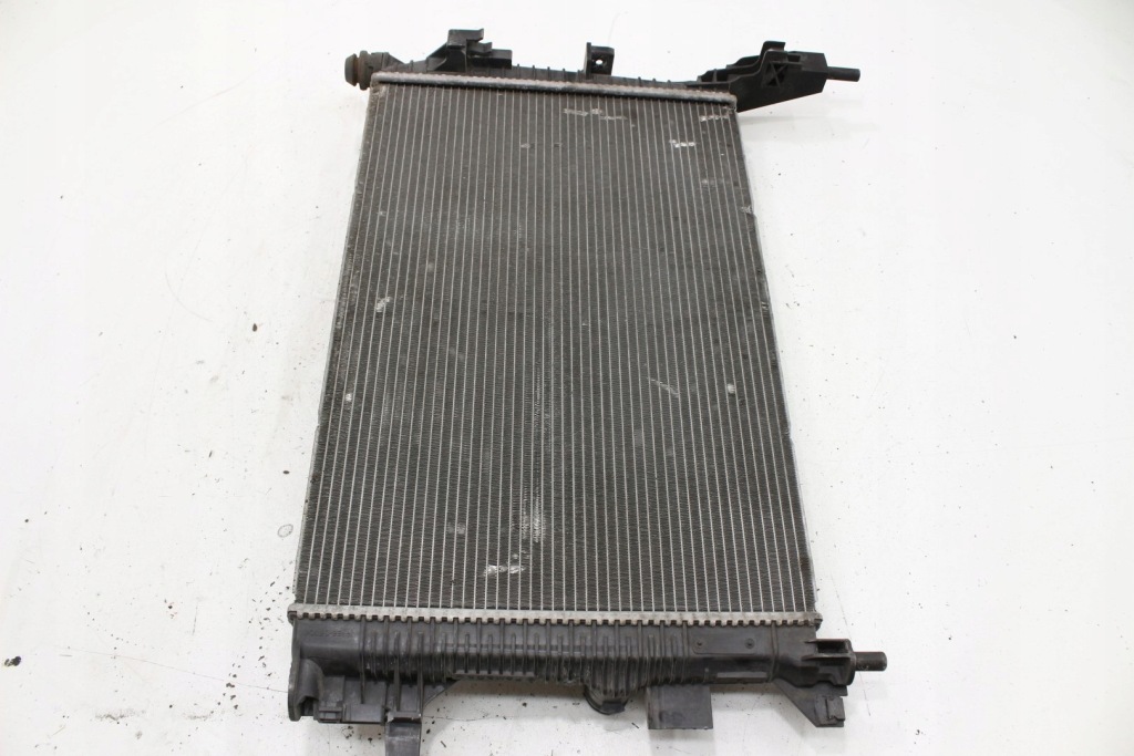 Купити Радіатор води cv618005va focus mk3 1.0 ecoboost