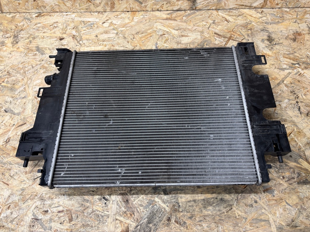 Smart w453 радіатор води a4535000103 Доставка