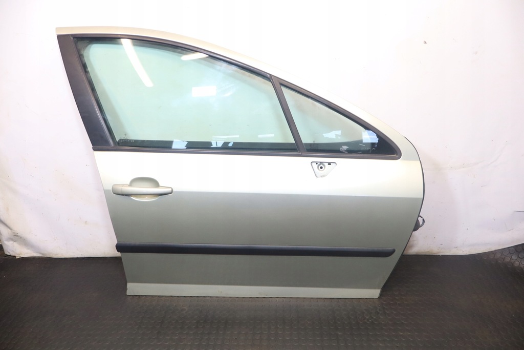 фото №1, Дверь правый перед peugeot 407 kcvd