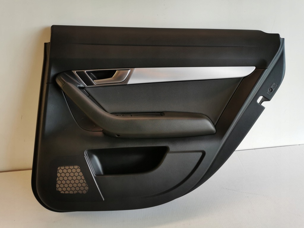 фото №1, Audi a6 s6 c6 4f0 обшивка оббивка двері правий задня