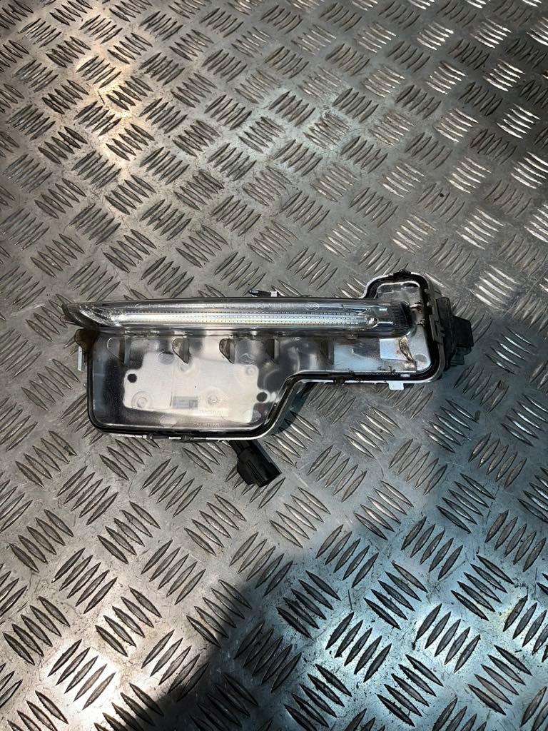 фото №1, Лампа drl volvo v60 s60 31353290 правая