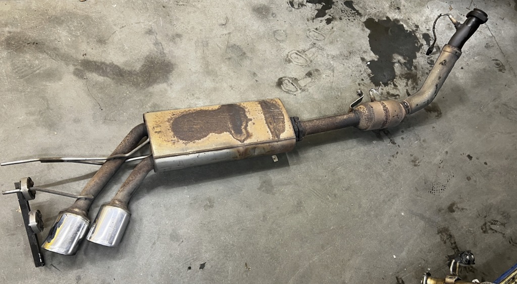 Купити Вихлоп труба вихлопна гасник каталізатор правий mercedes g63 amg w463 рестайлінг