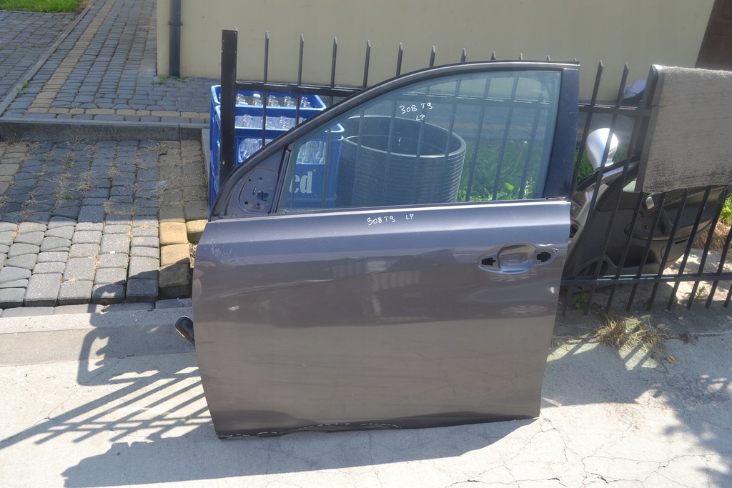 фото №1, Peugeot 308 t9 2 ii дверь левый перед