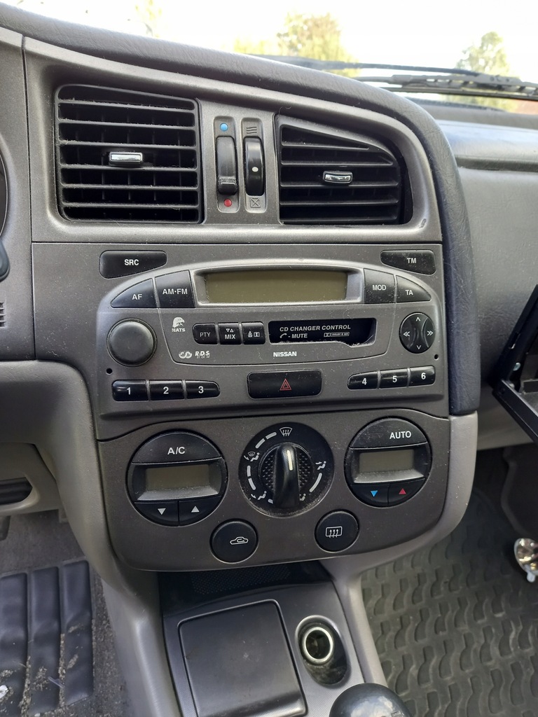 фото №16, Капот передня nissan primera p11 2000 r 2.0 16v sedan