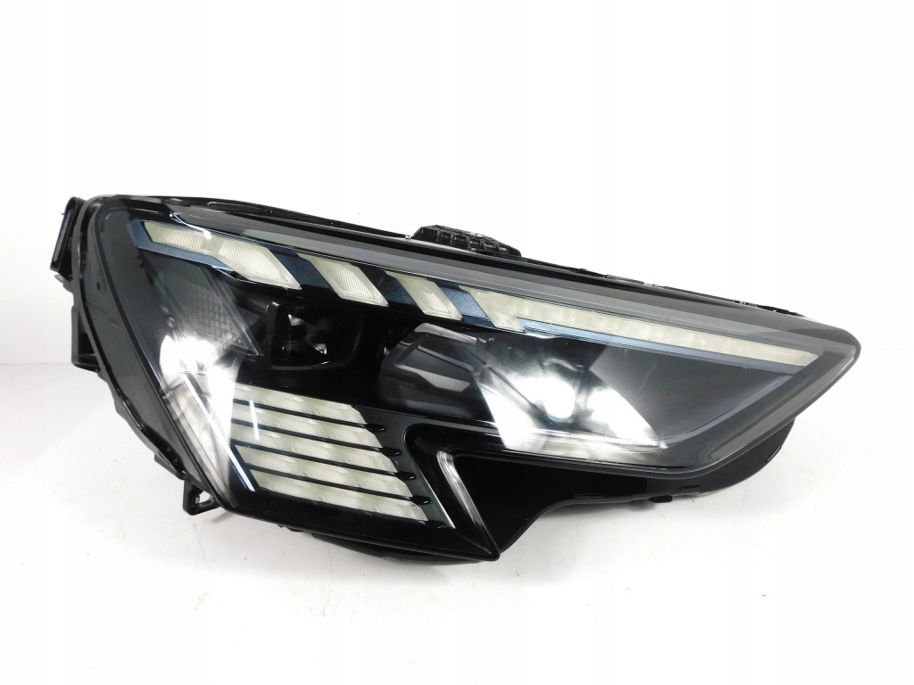 фото №1, Audi rs3 a3 8y лампа диодная matrix левая 8y0941036f