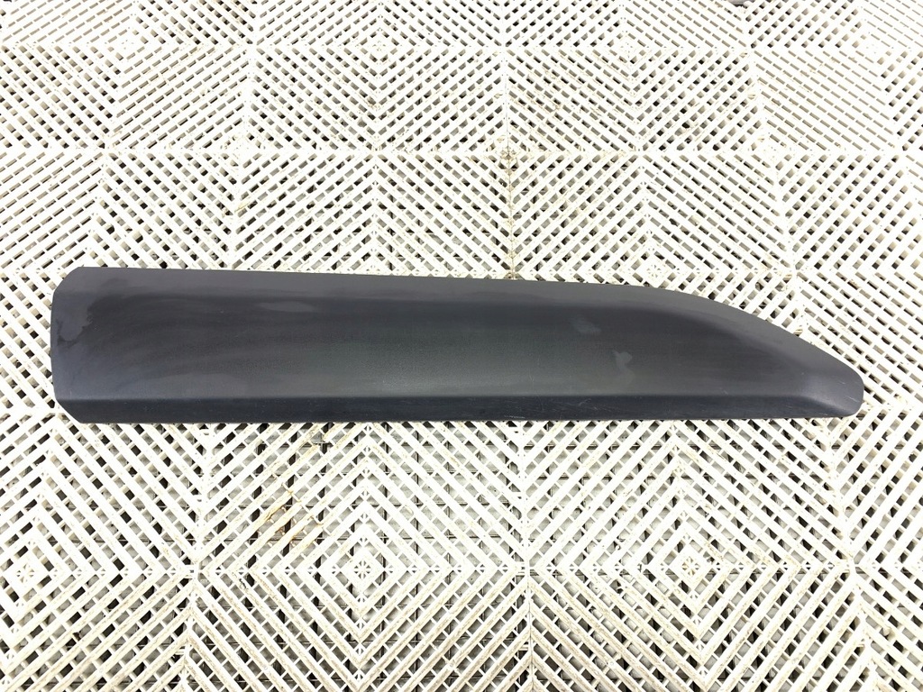 фото №1, Молдинг дверь правый перед toyota proace другой 9817696277 blanc banquise