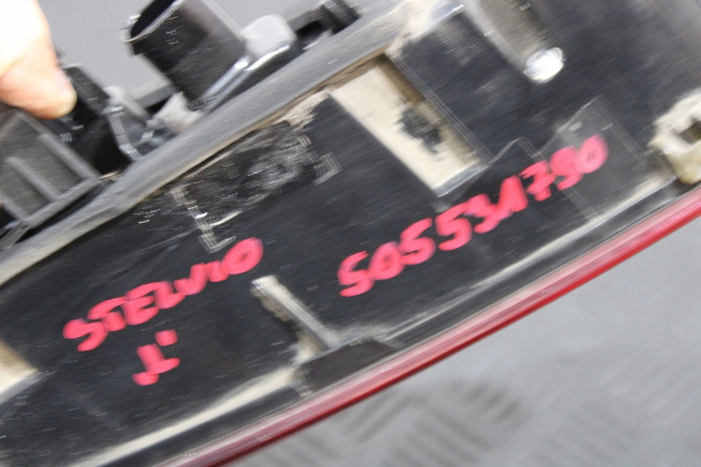 фото №3, Лампа кришки лівий задня задня 505531790 alfa romeo stelvio