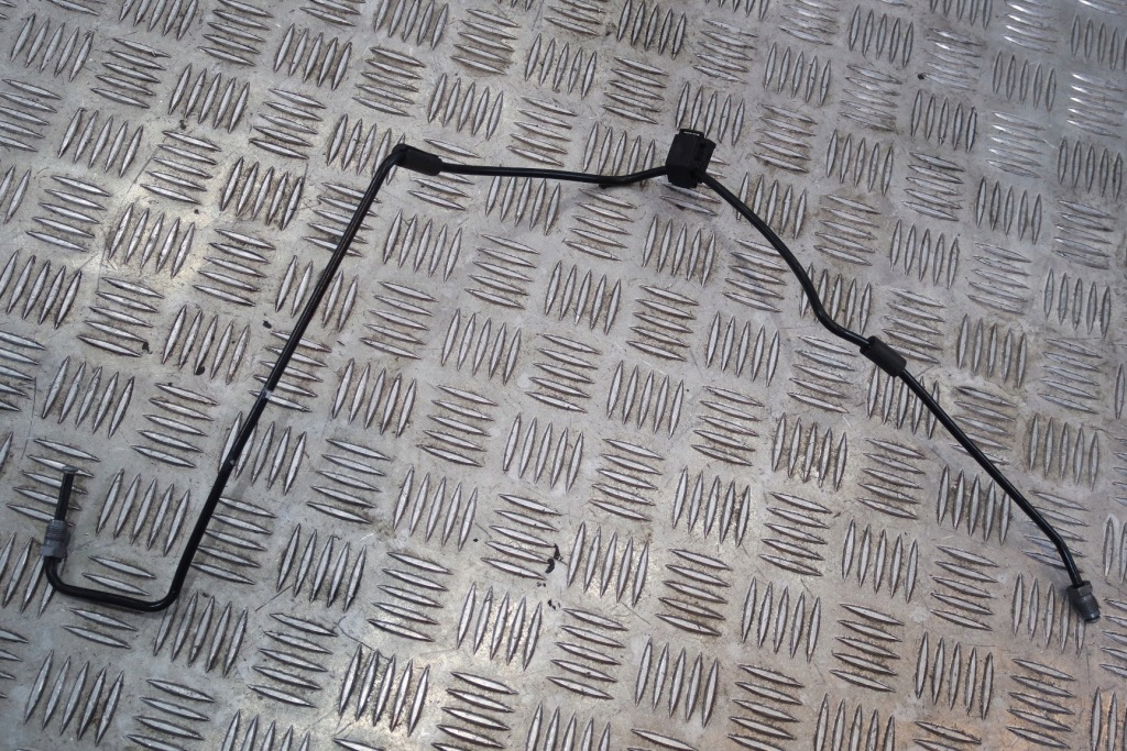 Купити Шланг abs esp гальмівний mercedes gt w190