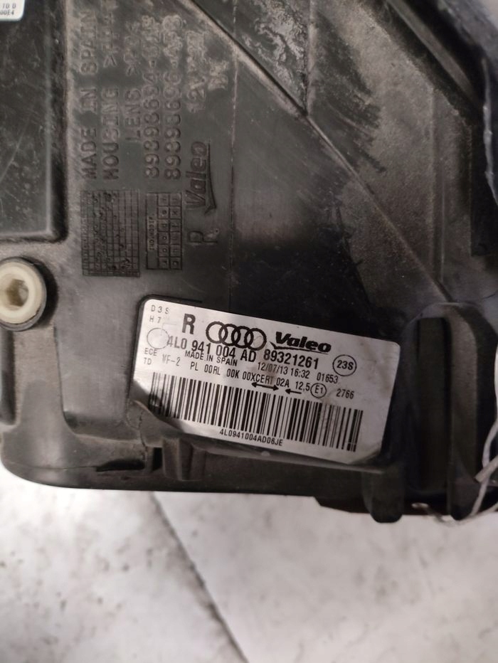 Перед передняя правый  фара trixenon led audi q7 рестайлинг Недорого