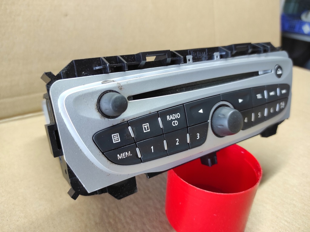 фото №2, Радио cd заводской renault wind twingo ii scenic iii megane iii 281151461r