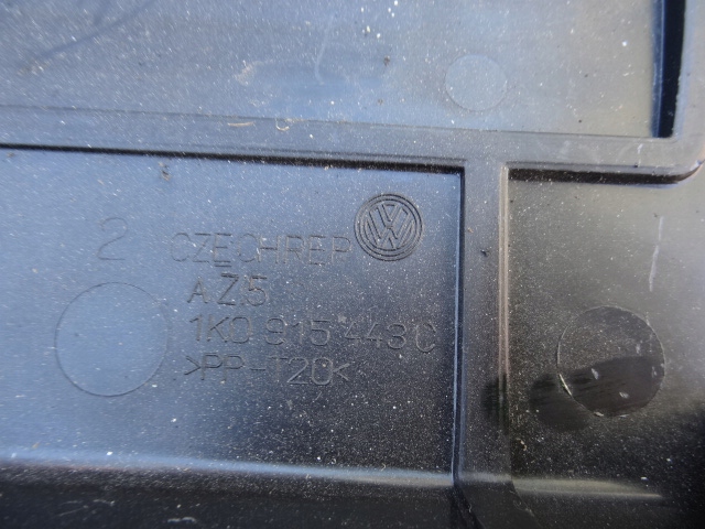 фото №9, Корпус основание аккумулятор vw scirocco 2.0 tfsi