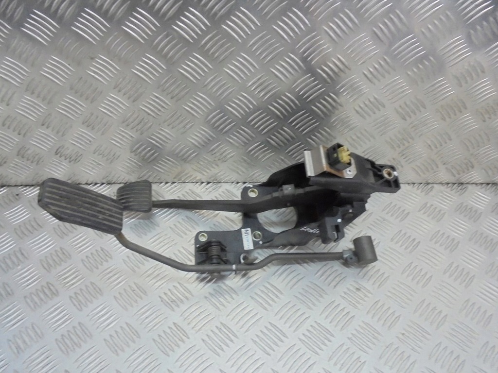 фото №1, Педали комплект chevrolet lacetti 1.6 16v