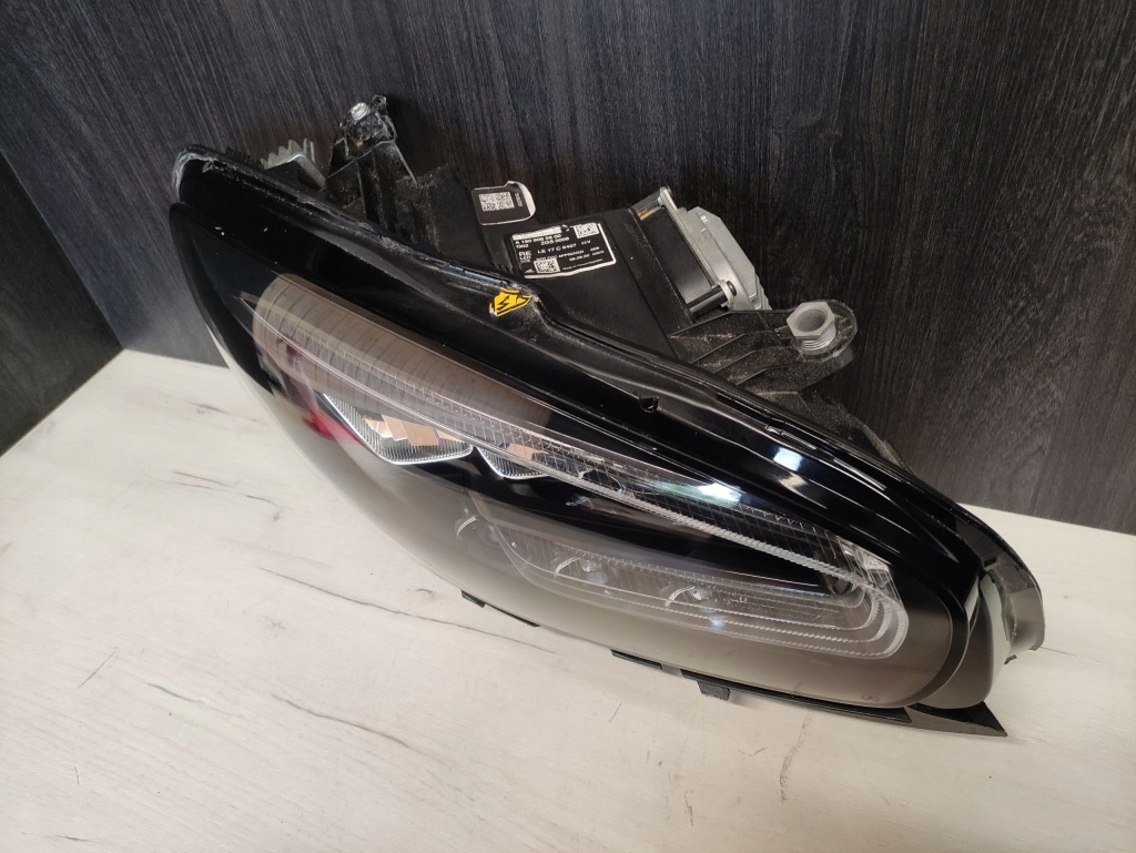 Купить Фара правая перед amg mercedes a190 a1909069800