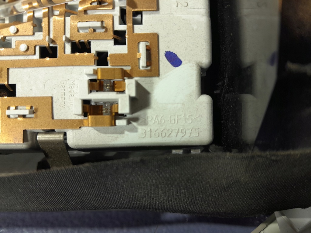 фото №9, Opel insignia a фонари потолочный освещение салона 2 szt 13251594