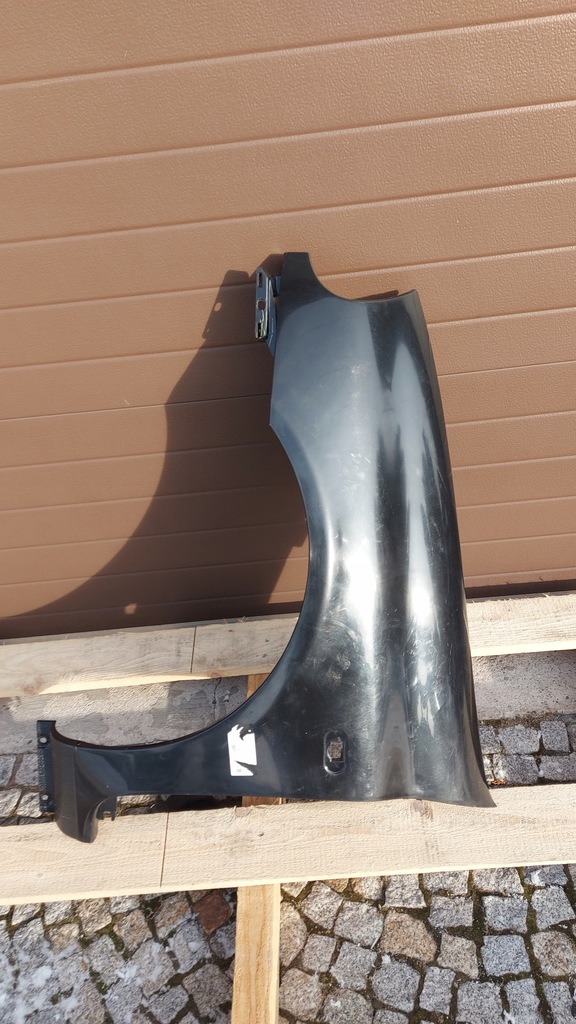 фото №1, Renault clio ii thalia ii 98-01 крыло левый