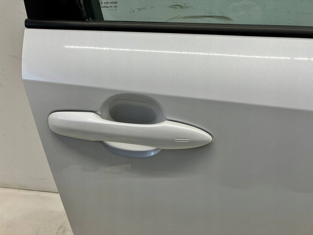 фото №7, Corolla e21 sedan kombi hb двері передні праве правий перед комплект 089 2pu