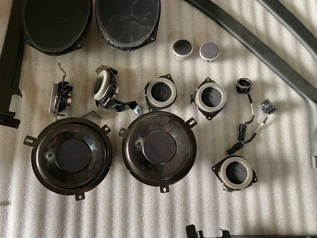 фото №4, Jeep grand cherokee wk2 динаміки harman kardon