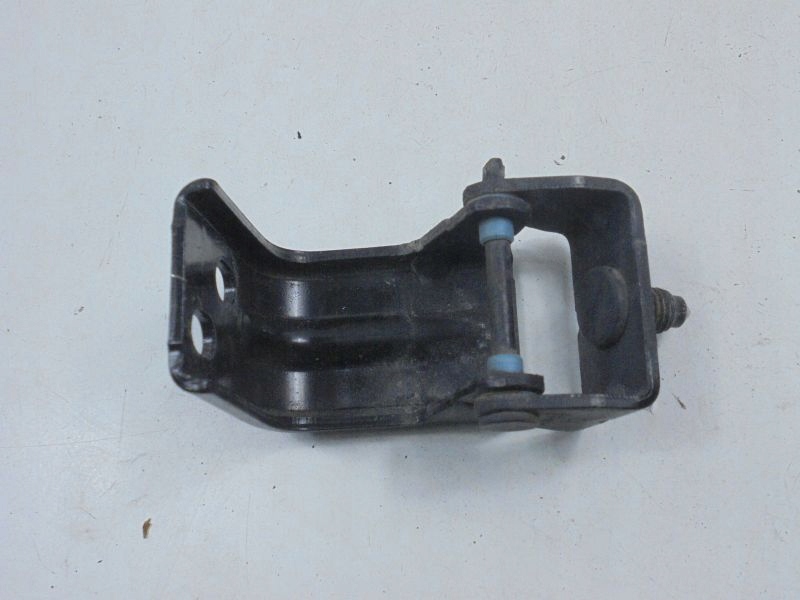 фото №3, Smart fortwo i 450 петля крышки багажника задняя правый