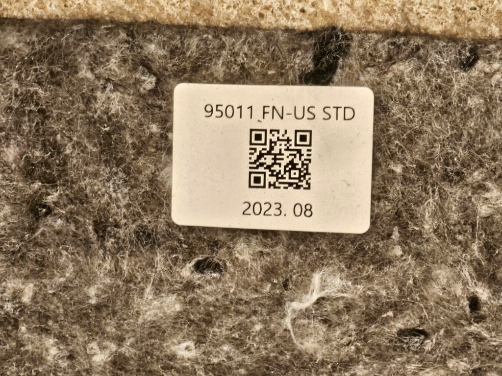 фото №9, Subaru crosstrek xv 22- обшивка пол коврик 95011fn100 usa