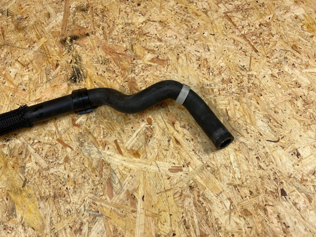 Пабтрубок  труба шланг воды toyota yaris iv p21 g922c-k0020-b 2020- Киев