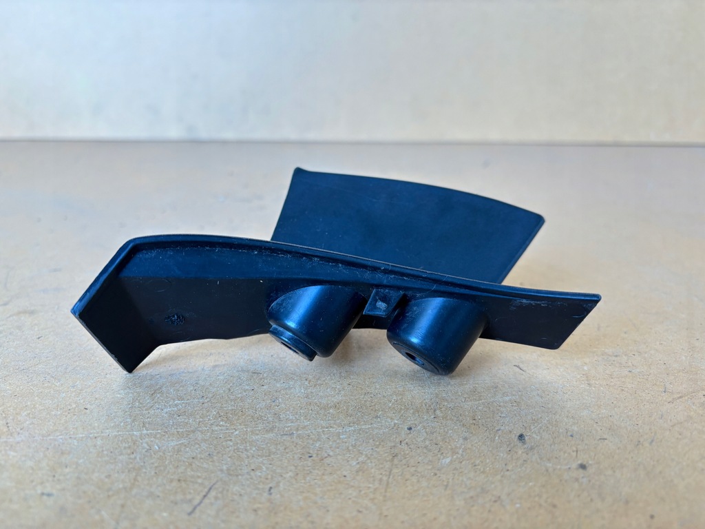 фото №2, Пластик защита лампы renault scenic iv 4