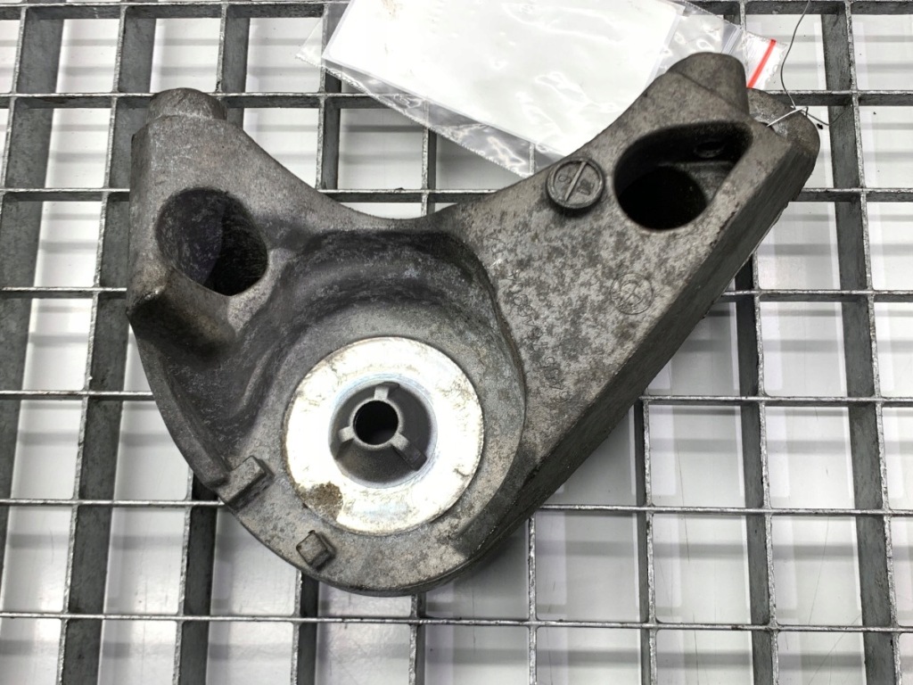 Купить Кронштейн крепления генератора bmw g30 180946-10