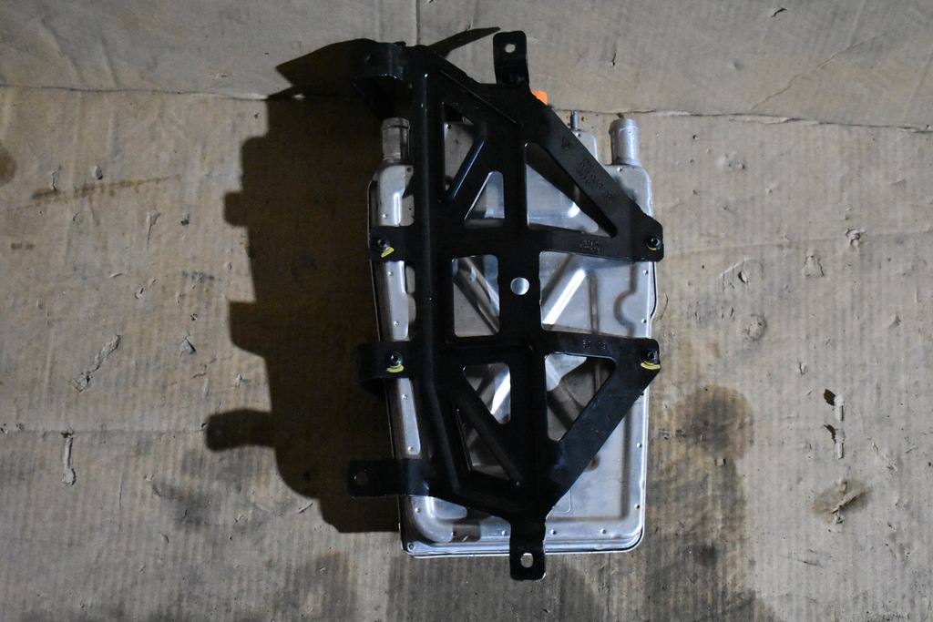 фото №5, Модуль отопительный porsche taycan 1