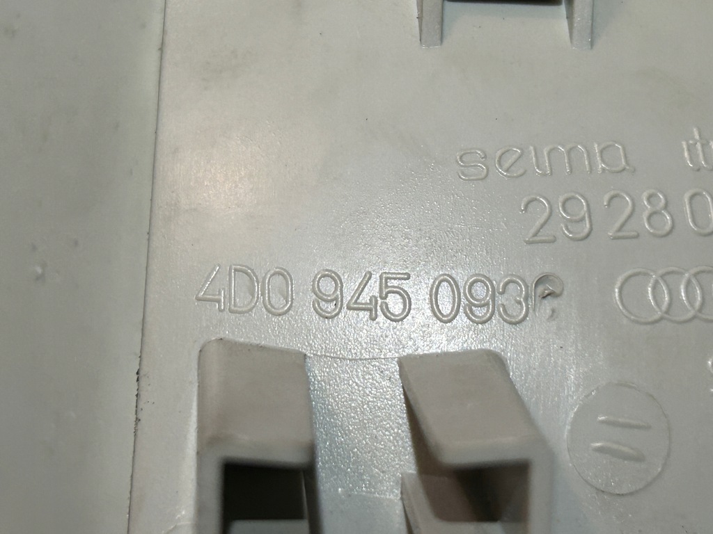 фото №12, Лампа ліва задня w кришка audi a8 d2