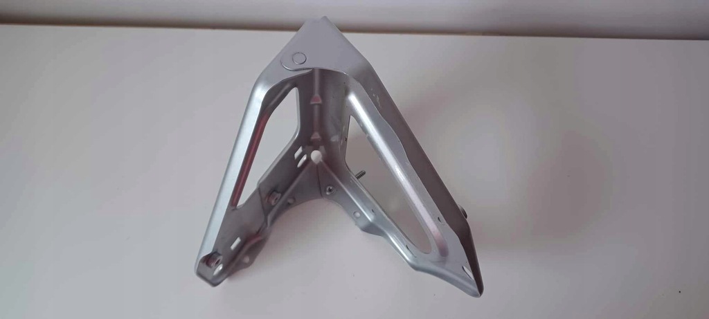 фото №9, Кронштейн кронштейн крила перед audi a6 rs6 4f 4f0821136a 4f0821135b