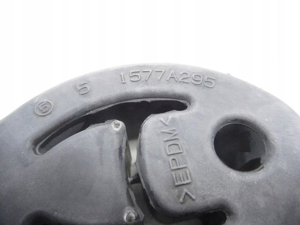 фото №6, Кронштейн, кронштейн трубы выпускной mitsubishi outlander оригинальный номер 1577a295