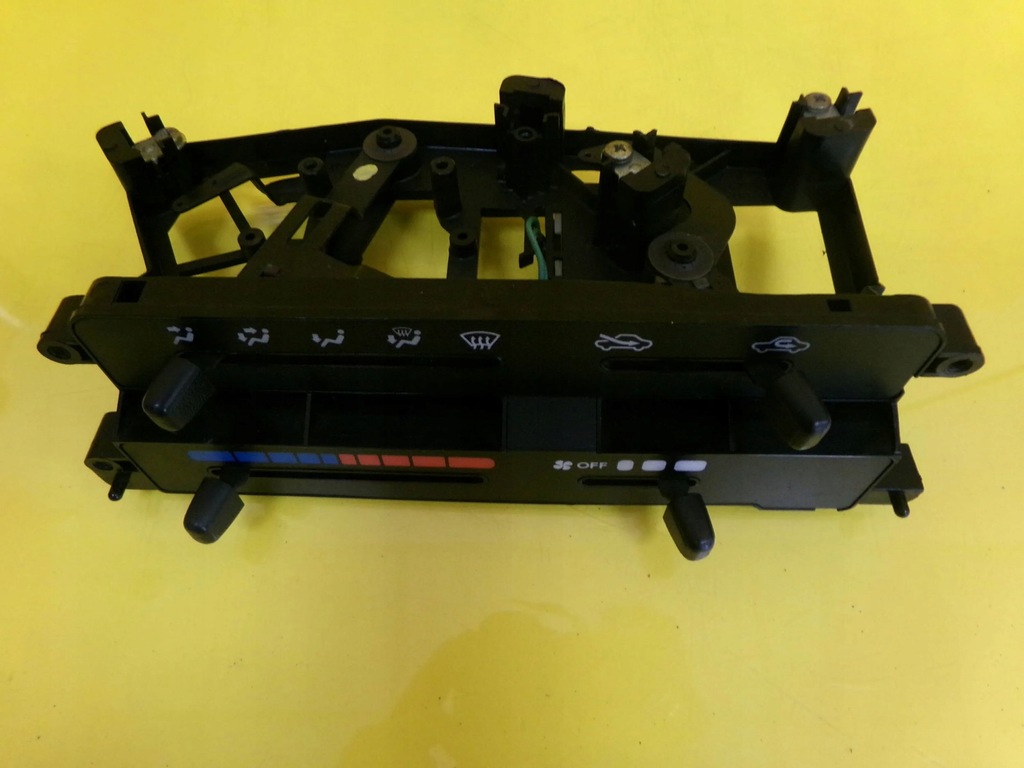 фото №13, Панель керування обдув daihatsu move 95-98 nr781