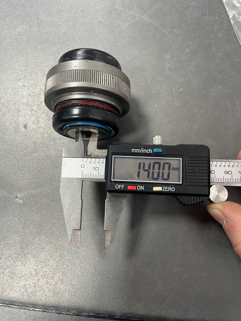 фото №7, Втулка рычага citroen оригинальный номер 3523.as