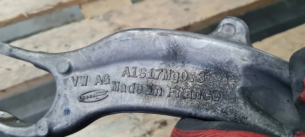 фото №13, S5 8w lift a5 вилка кронштейн амортизатора правый перед 8w0413038h a4 b9 s4