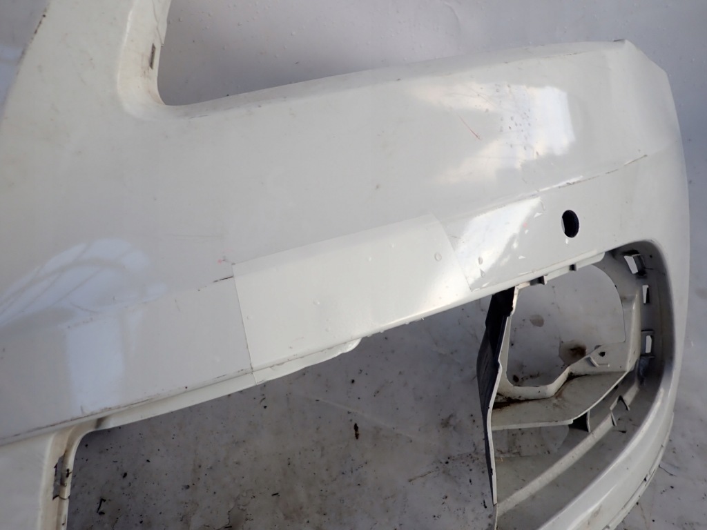 Купити Audi q5 1 8r рестайлінг  12-16 бампер перед передній pdc 8r0807437m