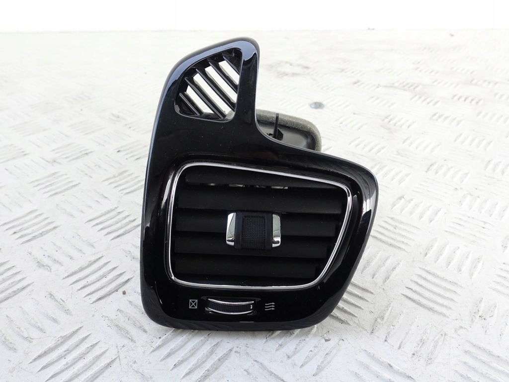 фото №1, Jeep compass ii 17-21 рамка решётка обдув левая