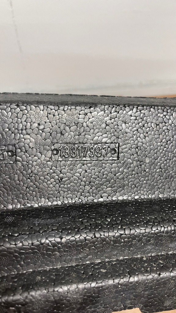 Opel insignia універсал абсорбер бампера заднього задній 133173397 в Україні