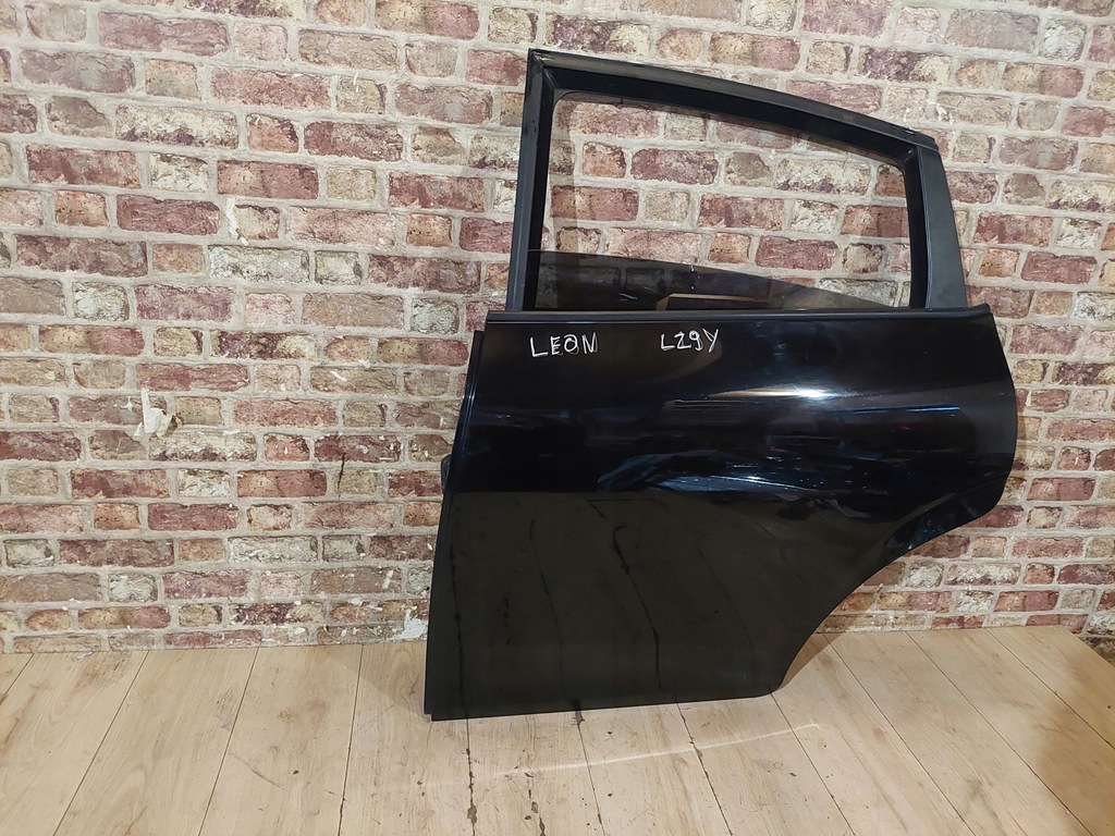 фото №3, Дверь задняя левая полный seat leon ii 05/12 rok kod: lz9y